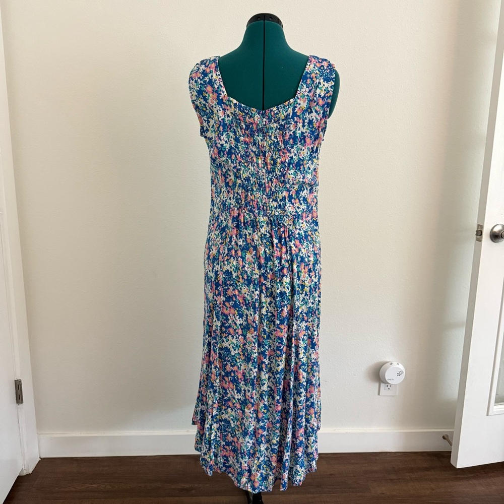Vibrant Floral Midi Dress - Picture 4 of 5
